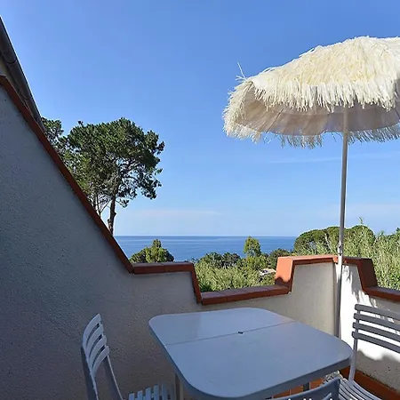 Denise 6 Apartman SantʼAndrea